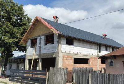 Casă cu 4 camere în Oreavul