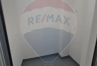 Spațiu comercial, de 110 mp, în Central
