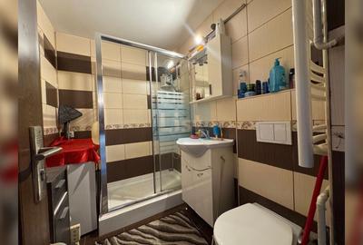 Apartament cu 2 camere decomandat în Între Lacuri - 5