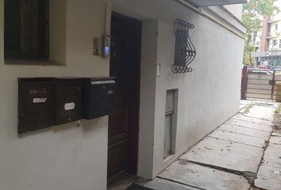 Garsonieră decomandată în Primăverii - 1