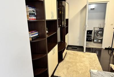 Apartament cu 2 camere decomandat în Exterior Vest