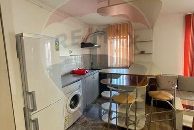 Apartament cu 2 camere semidecomandat, mobilat în Andrei Mureșanu - 4