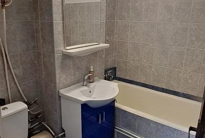 Apartament cu 3 camere decomandat în Crângași