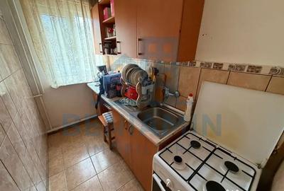 Apartament cu 2 camere semidecomandat în Craiovița Nouă - 8
