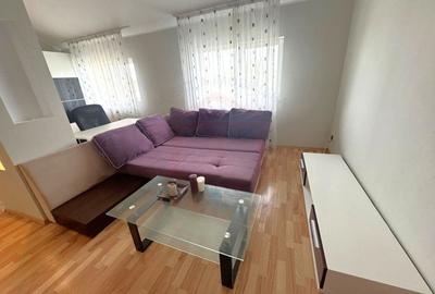 Apartament cu 3 camere decomandat, mobilat în Siderurgiștilor