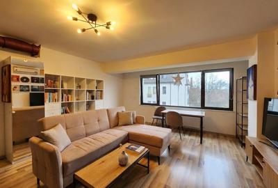 Apartament cu 2 camere decomandat în Nicolina