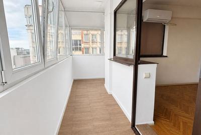 Apartament cu 2 camere decomandat în Central