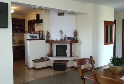Casă cu Teren 1200 Mp în Central