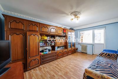 Apartament cu 2 camere decomandat în Trivale