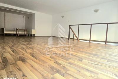 Spațiu comercial, de 45 mp, în Central