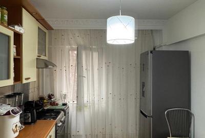 Apartament cu 4 camere decomandat, mobilat în Dacia - 11