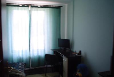 Apartament cu 3 camere decomandat în Independenței - 2