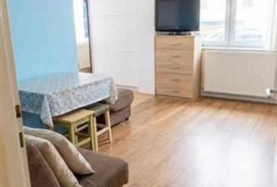 Apartament cu 2 camere nedecomandat în Centru Civic