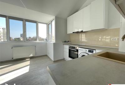 Apartament cu 3 camere în Romană