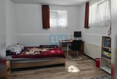Apartament cu 4 camere semidecomandat în Zorilor - 3