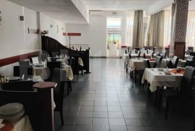 Spațiu comercial, de 695 mp, în Central