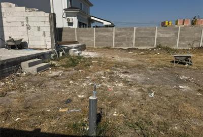 Casă cu 5 camere cu Teren 300 Mp în Moșnița Nouă