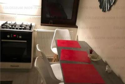 Apartament cu 3 camere decomandat în Tractorul - 4