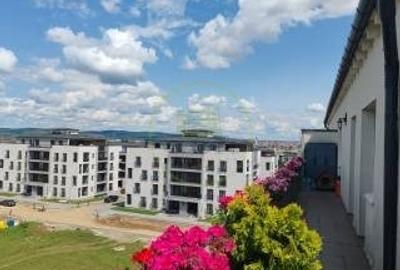 Penthouse cu 3 camere decomandat, mobilat în Turnișor - 12