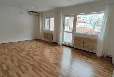 Casă individuală cu 6 camere cu Canalizare în P-ța Alba Iulia - 2