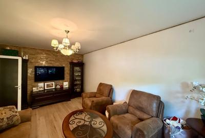 Apartament cu 3 camere decomandat, mobilat în Berceni - 2