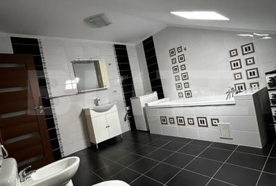 Apartament cu 4 camere decomandat, mobilat în Central - 11