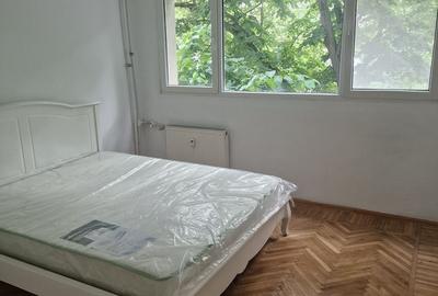 Apartament cu 2 camere decomandat în Drumul Taberei