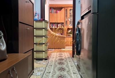 Apartament cu 3 camere nedecomandat în Micro 11