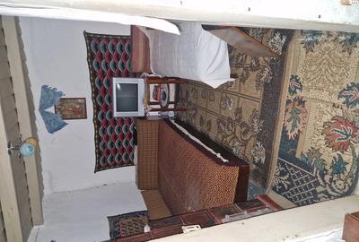 Casă cu 3 camere cu Teren 200 Mp în Central - 9