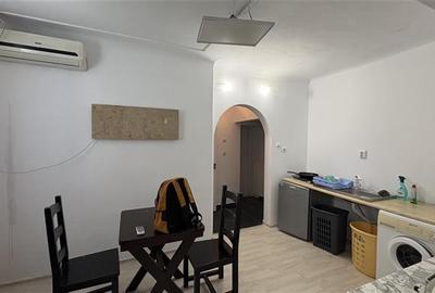 Apartament cu 2 camere semidecomandat, mobilat în Central - 10