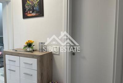 Apartament cu 3 camere semidecomandat, mobilat în Șelimbăr - 8