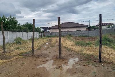 Teren de 453 mp, în Malu Mare