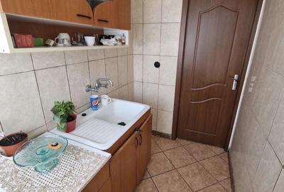 Apartament cu 2 camere semidecomandat în Central - 3