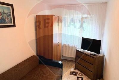Apartament cu 3 camere decomandat în Sebeș - 4