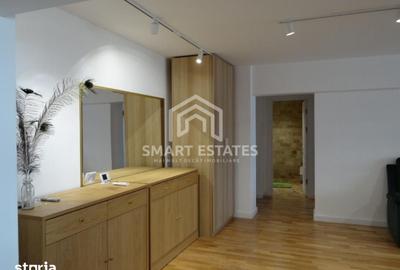 Apartament cu 3 camere semidecomandat în Decebal