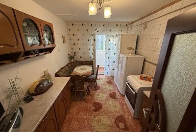 Apartament cu 2 camere decomandat în 1 Mai - 3