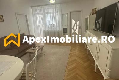 Apartament cu 3 camere semidecomandat în Ultracentral