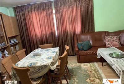 Apartament cu 3 camere decomandat în Avram Iancu
