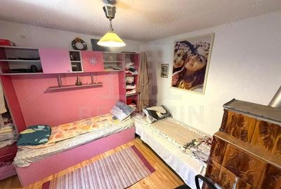 Casă cu 1 camere cu Teren 282 Mp în Romanești