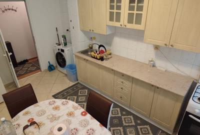 Apartament cu 2 camere semidecomandat în Micro 19