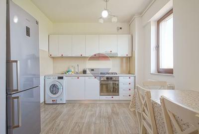 Apartament cu 2 camere decomandat în Central
