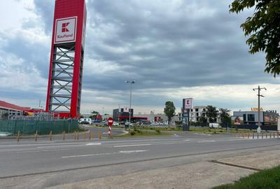 Teren construcție, în Central