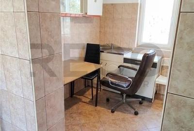 Apartament cu 3 camere decomandat în Decebal
