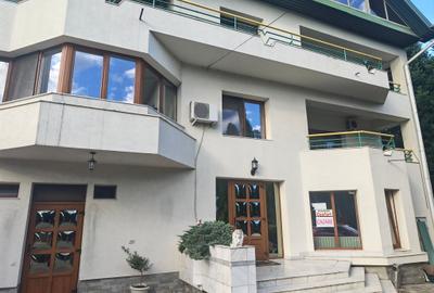 Proprietate specială, de 800 mp, în Șcheia
