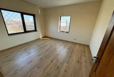 Casă individuală cu 5 camere cu Teren 620 Mp în Craiovei - 10