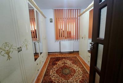 Apartament cu 4 camere decomandat în Micro 11 - 9