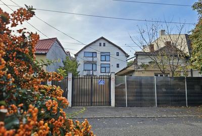 Casă individuală cu 6 camere cu Canalizare în Gruia - 1
