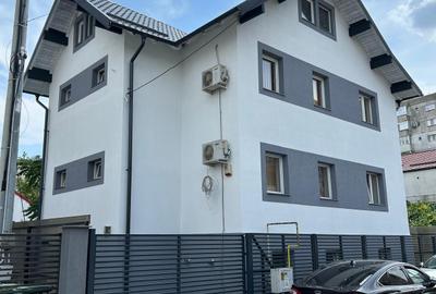 Casă cu 6 camere cu Canalizare în Gheorghe Doja