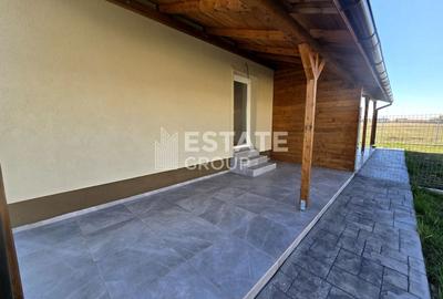 Duplex cu 4 camere cu Canalizare în Moșnița Nouă - 1