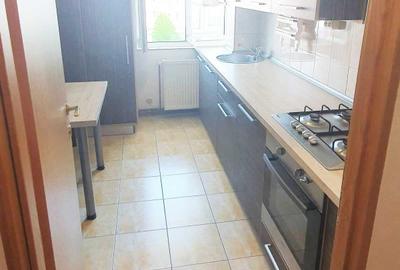 Apartament cu 2 camere decomandat în Exterior Vest